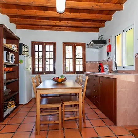Holiday home Casa Dos Moinhos Nearby The Beach!