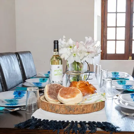 Casa Dos Moinhos Nearby The Beach! Holiday home